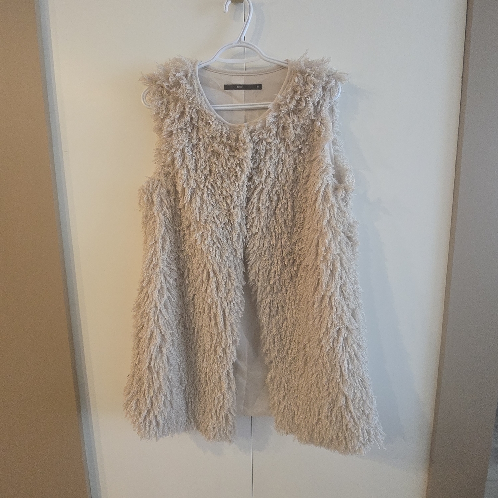 Hazel Cream Fuzzy Vest